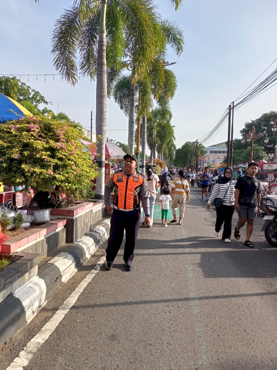CFD Minggu Ini Lancar Berkat Tim Dalops Profesional Pastikan Keamanan dan Kenyamanan Pengunjung