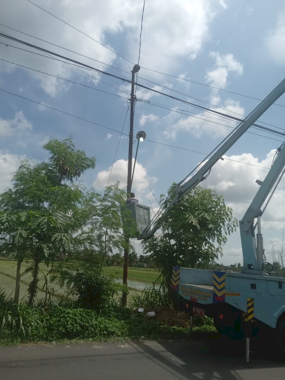 Infrastruktur Jalan Semakin Solid! Dinas Perhubungan Perbaiki PJU di Jogosetran