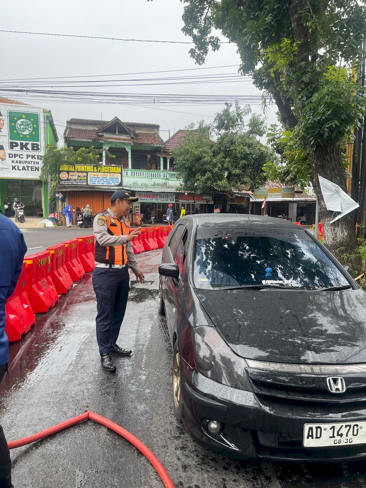 Jalur Dua Arah Jalan Mayor Sunaryo Resmi Diterapkan, Dinas Perhubungan Klaten Gencarkan Edukasi Siang Malam