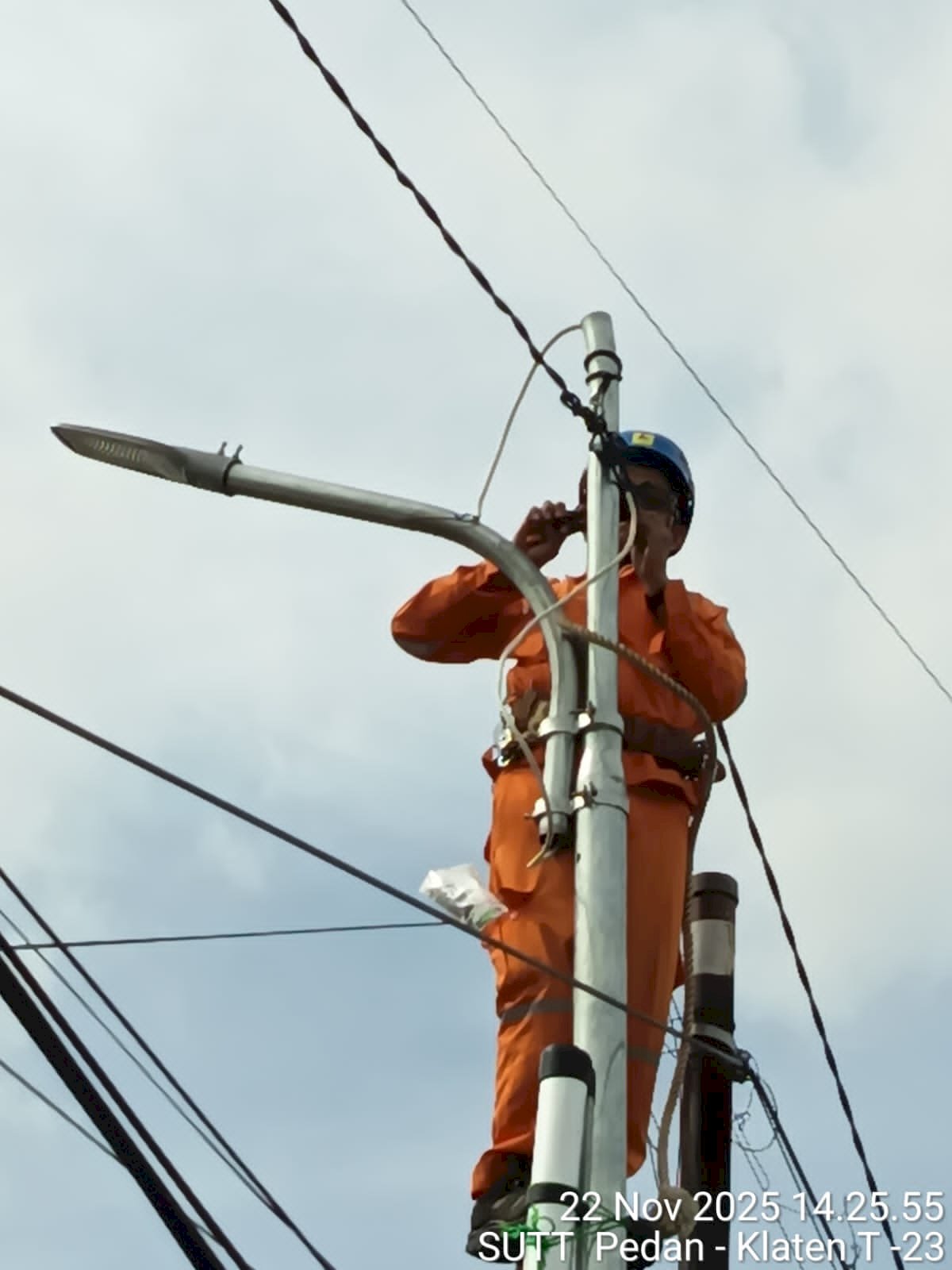 Sinergi PLN dan Dinas Perhubungan, Segera Ganti Pencahayaan Jalan yang Terdampak SUTT Roboh