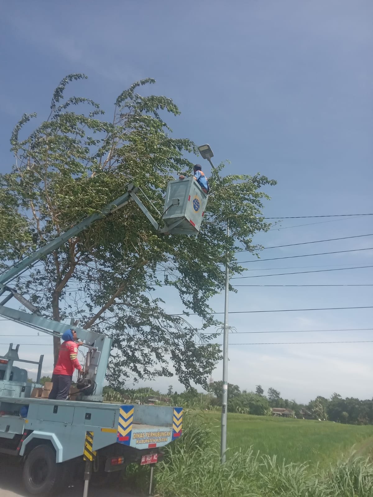 Cahaya Lebih Terang di Malam Hari, Dinas Perhubungan Ganti Lampu Jalan dengan Teknologi LED 60 Watt