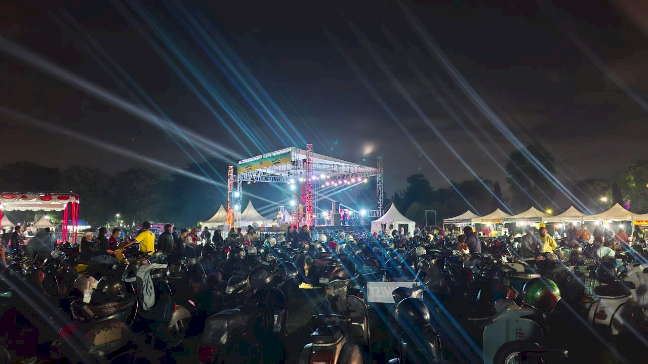 Acara Vespa Merah Putih Vol. 2 Pukau Penggemar Scooter Klasik, Dishub Klaten Turut Ramaikan Semangat Nasionalisme