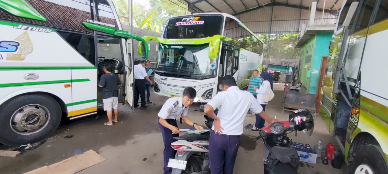 Ramp Check Ketat Bus di Klaten, Kepala Dishub Pastikan Kendaraan Umum Aman untuk Penumpang
