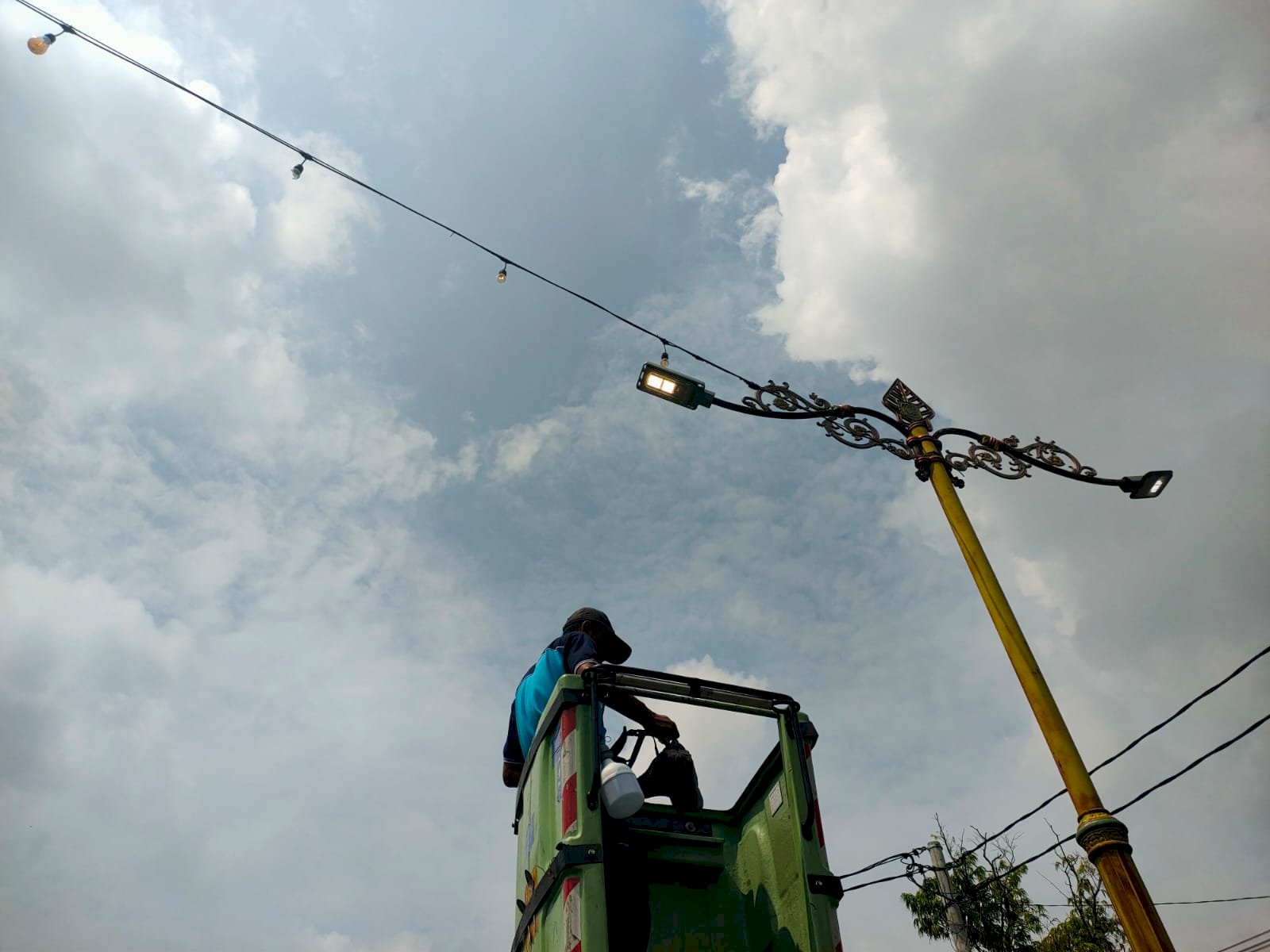 Pojok Alun-alun Klaten Kini Bersinar Maksimal dengan Lampu LED Canggih