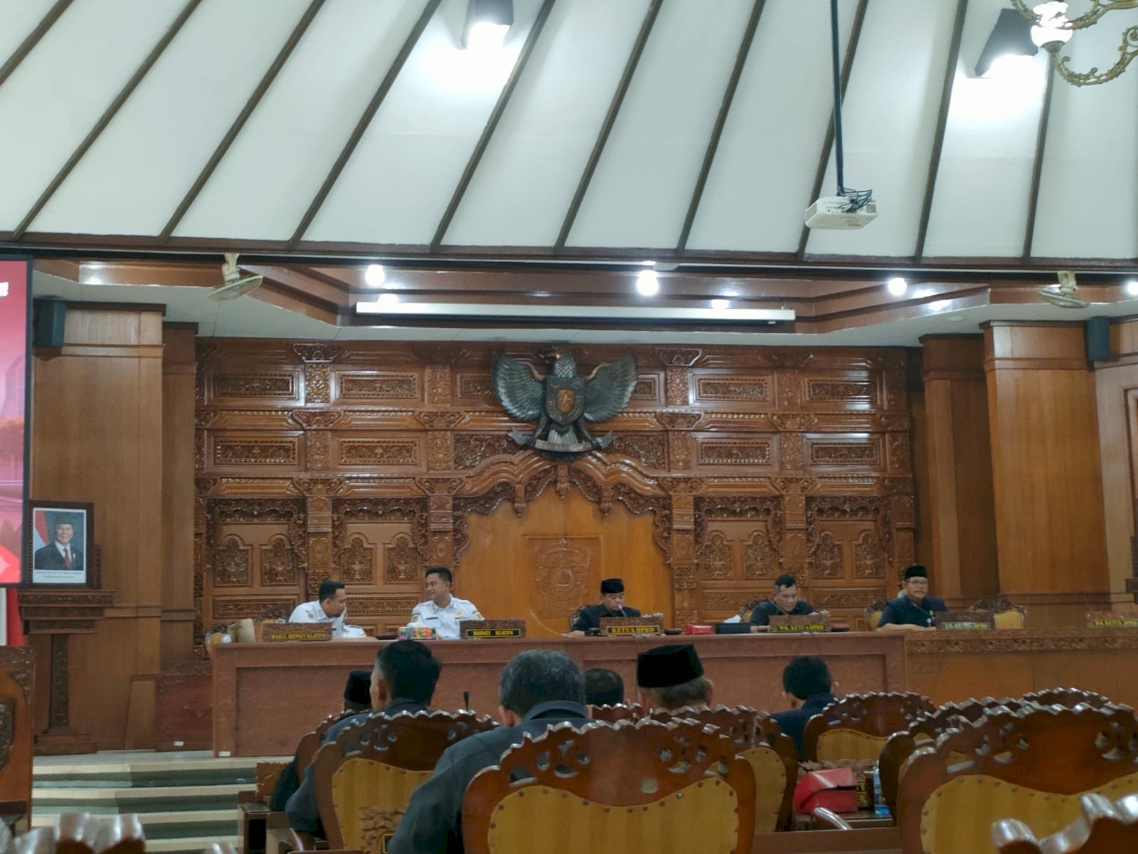 Sekretaris Dishub Klaten Hadir di Rapat Paripurna DPRD, Siap Jawab Pertanyaan Fraksi tentang Inovasi dan Modal Daerah
