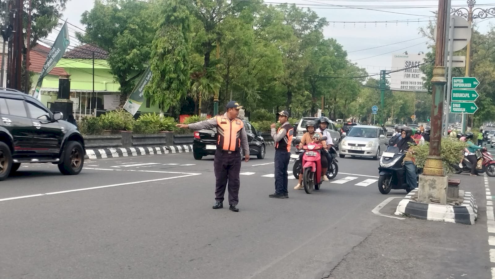 Dishub Klaten Jaga Kelancaran Upacara KORPRI Ke-54, Pengaturan Lalin Maksimal di Pintu Masuk Pemda