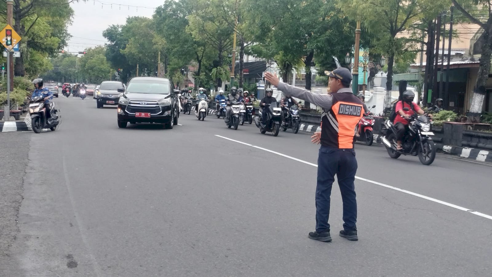 Dishub Klaten Jaga Kelancaran Upacara KORPRI Ke-54, Pengaturan Lalin Maksimal di Pintu Masuk Pemda