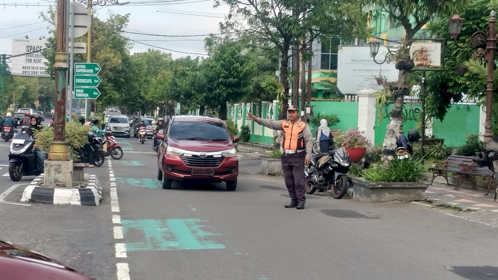 Dishub Klaten Jaga Kelancaran Upacara KORPRI Ke-54, Pengaturan Lalin Maksimal di Pintu Masuk Pemda