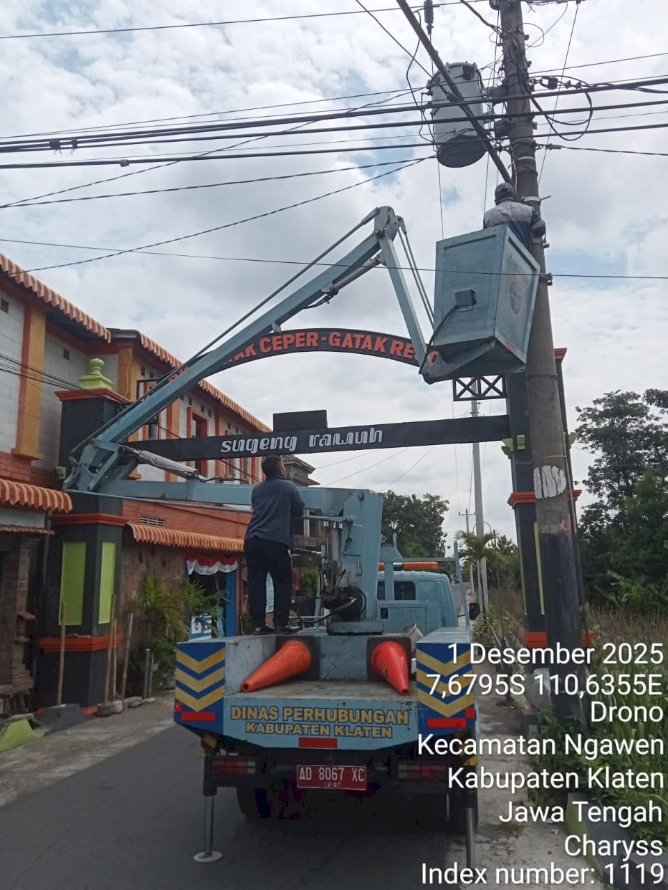 Ganti Terang, Jalan RSI-Karanganom Kini Bercahaya dengan Lampu LED 60 Watt Terbaru Dishub Klaten