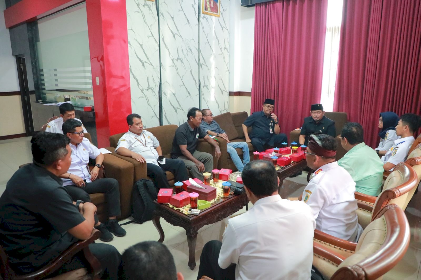 Kepala Bidang Lalu Lintas Dampingi Dialog Pimpinan DPRD dengan Kepala Desa Malangjiwan dan Camat Kebonarum