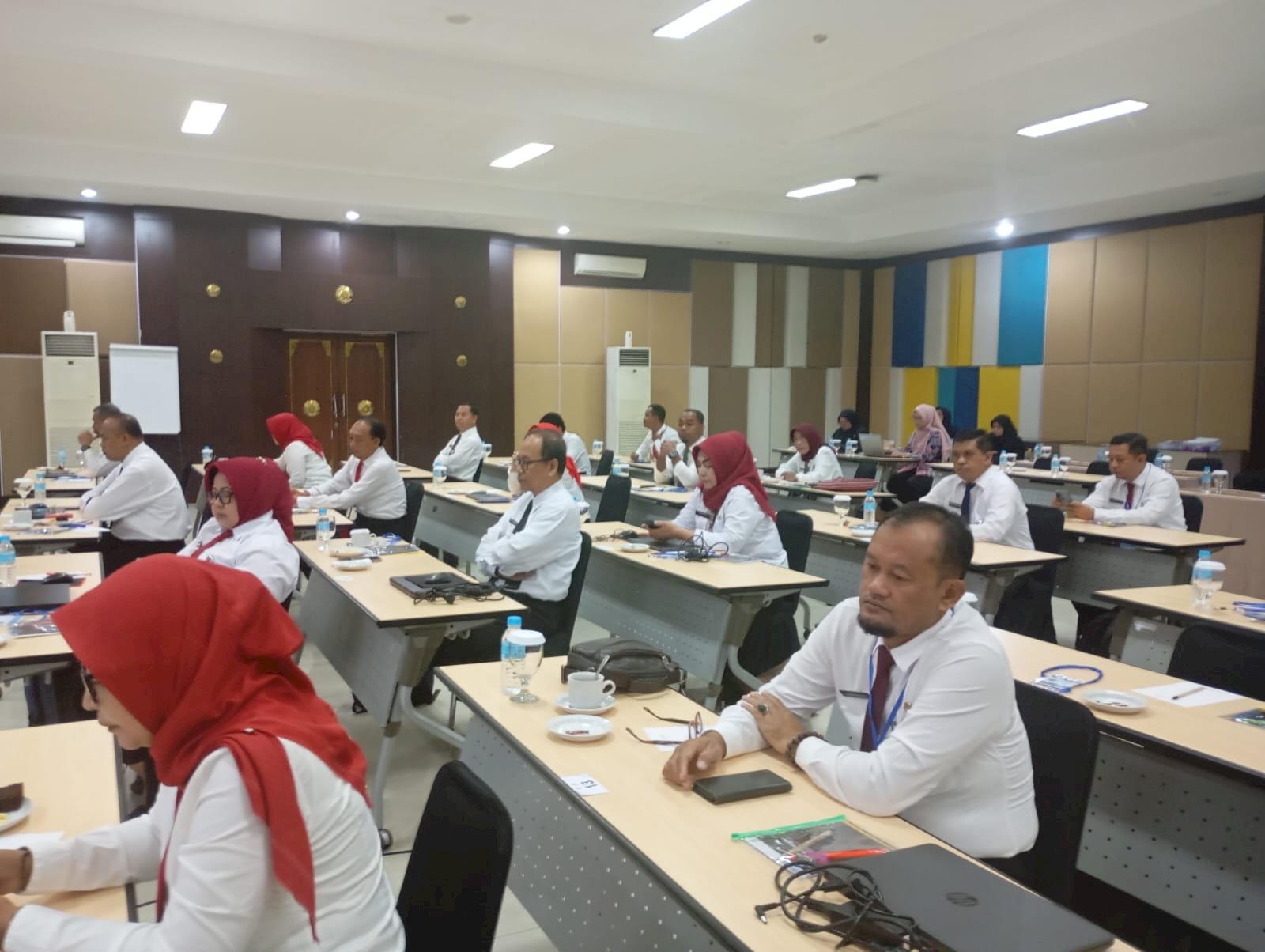 Dua Pejabat Perhubungan Klaten Uji Kemampuan di Universitas Sebelas Maret Negeri Surakarta