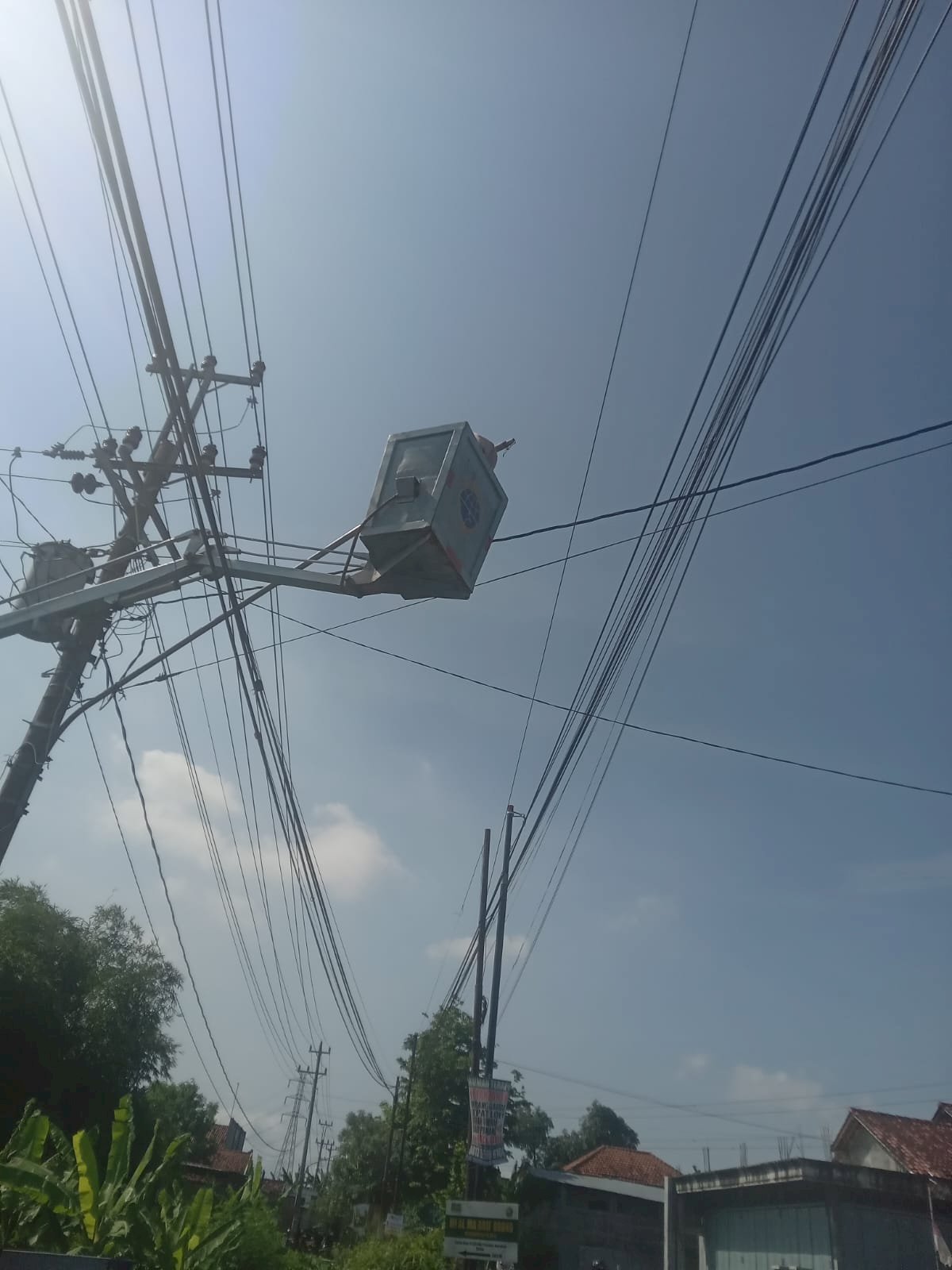 Jalan RSI-Drono Bersinar Optimal, PJU Pasang LED 60W di Empat Titik Strategis