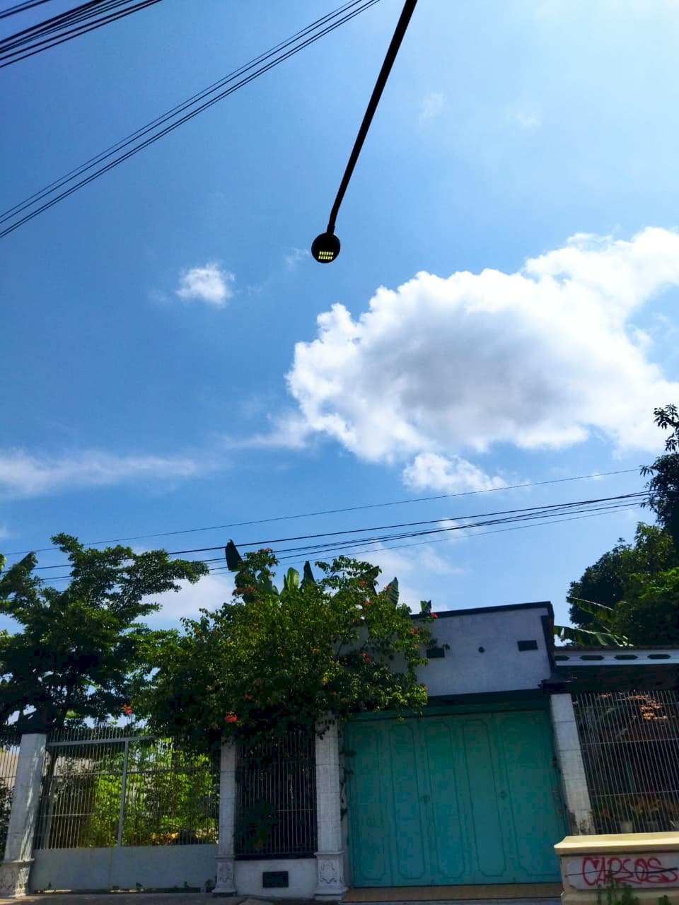 Lengkapi Perawatan PJU, Tim Teknisi Service Meter Listrik di Bendogantungan-Mlaran