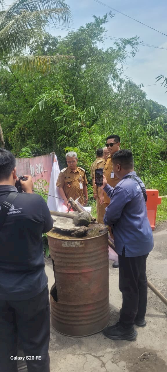 Pengawalan Bupati Klaten, Pantau Perbaikan Insfrastukrut dan Pasar Murah