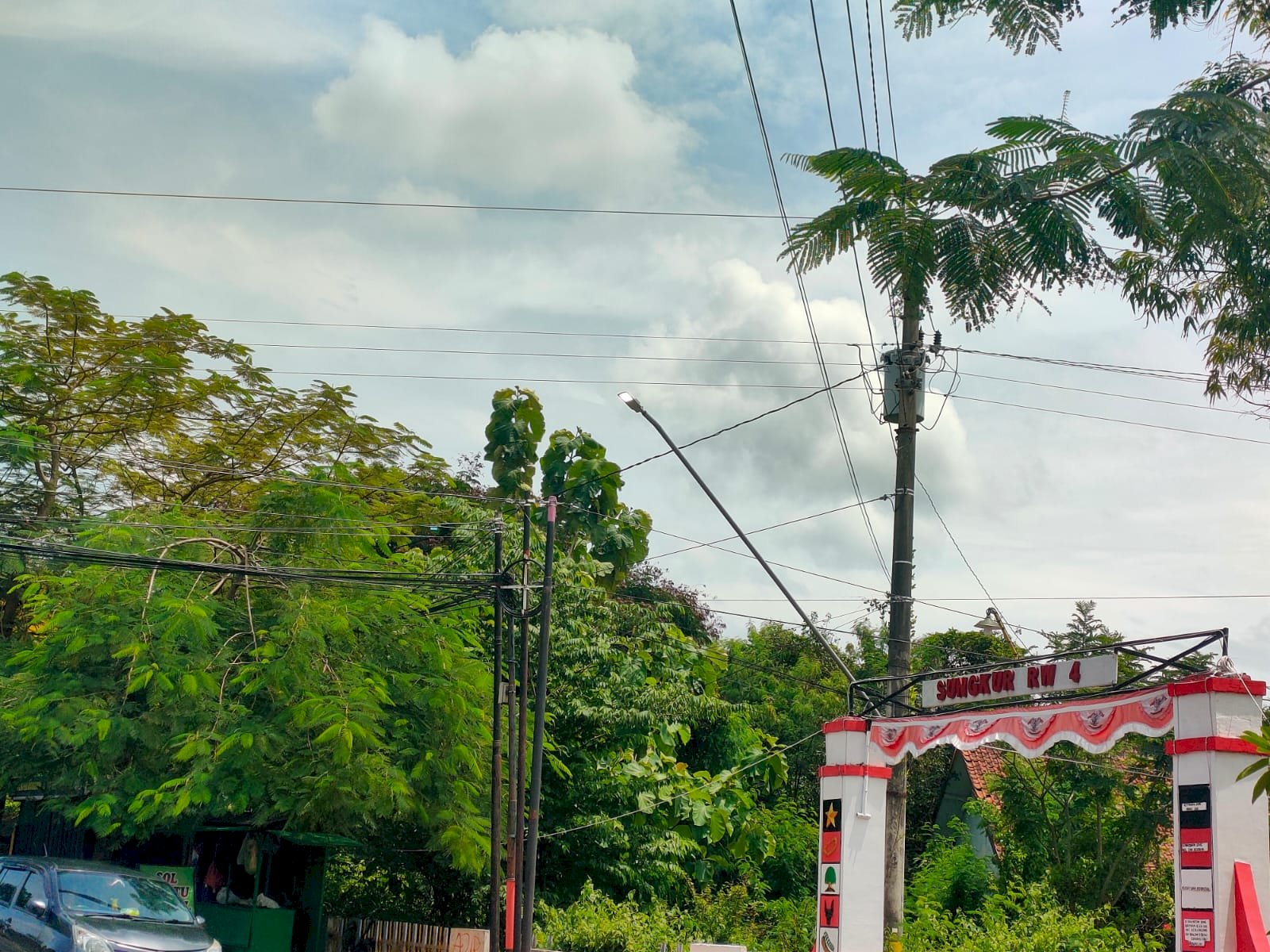 Sistem Listrik PJU Kantor KPU Siap Kembali Optimal, Tim Teknis Ganti Kontaktor