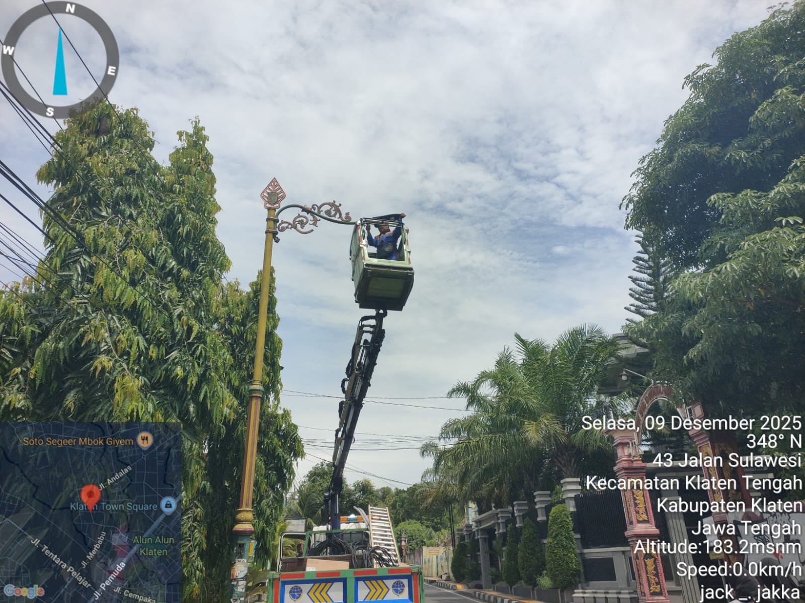 Jaringan Listrik PJU Andalas Kembali Pulih, Kabel Terbakar dan Ganti Lampu LED 60 Watt diatasi oleh Tim PJU