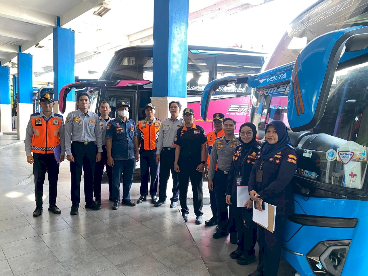 H-7 Nataru! Dishub Klaten "Gercep" Sidak Bus, Pastikan Penumpang Aman dan Sopir Sehat Walafiat 