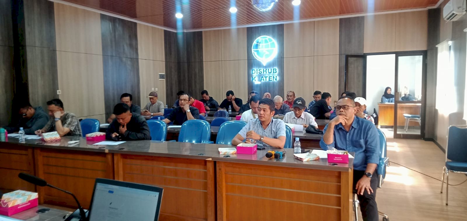 Optimalkan PAD, Dishub Klaten Gelar Pengarahan Target Retribusi Parkir 2026 dan Bagikan Titik Kapling