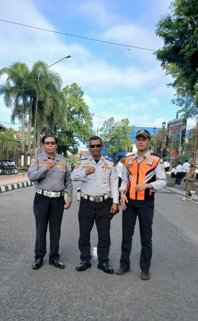 Pagi Energik! Tim Dishub Klaten Atur Lalu Lintas Demi Kelancaran Penyerahan SK PPPK Bupati