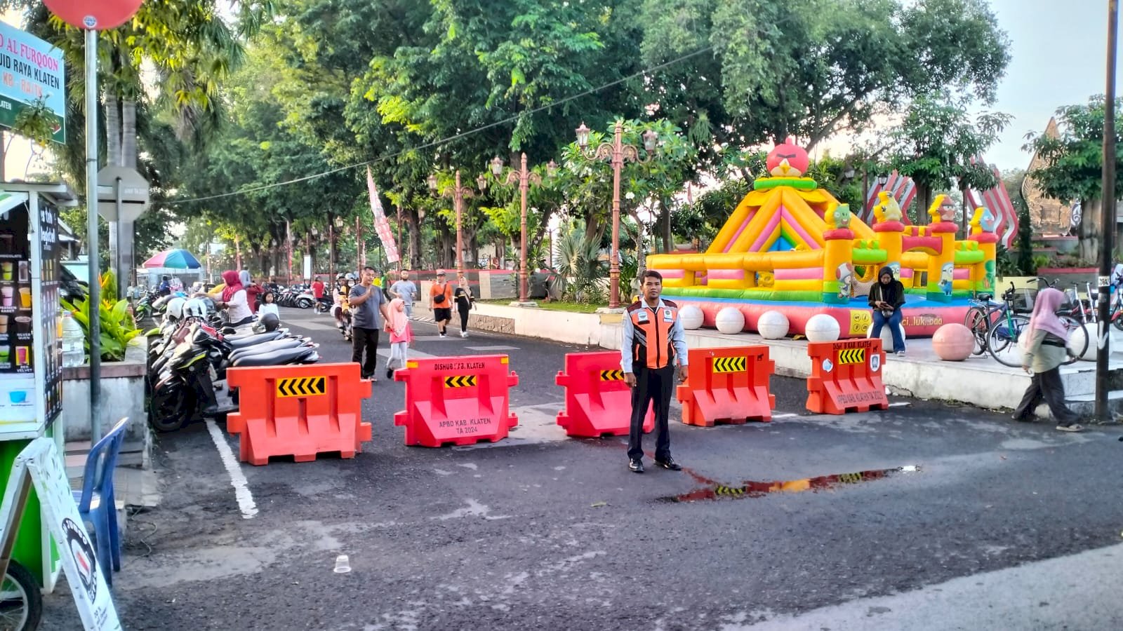 Momen Menyentuh! Petugas CFD Dishub Temukan Anak Hilang, Pulangkan ke Keluarga | Dishub Klaten