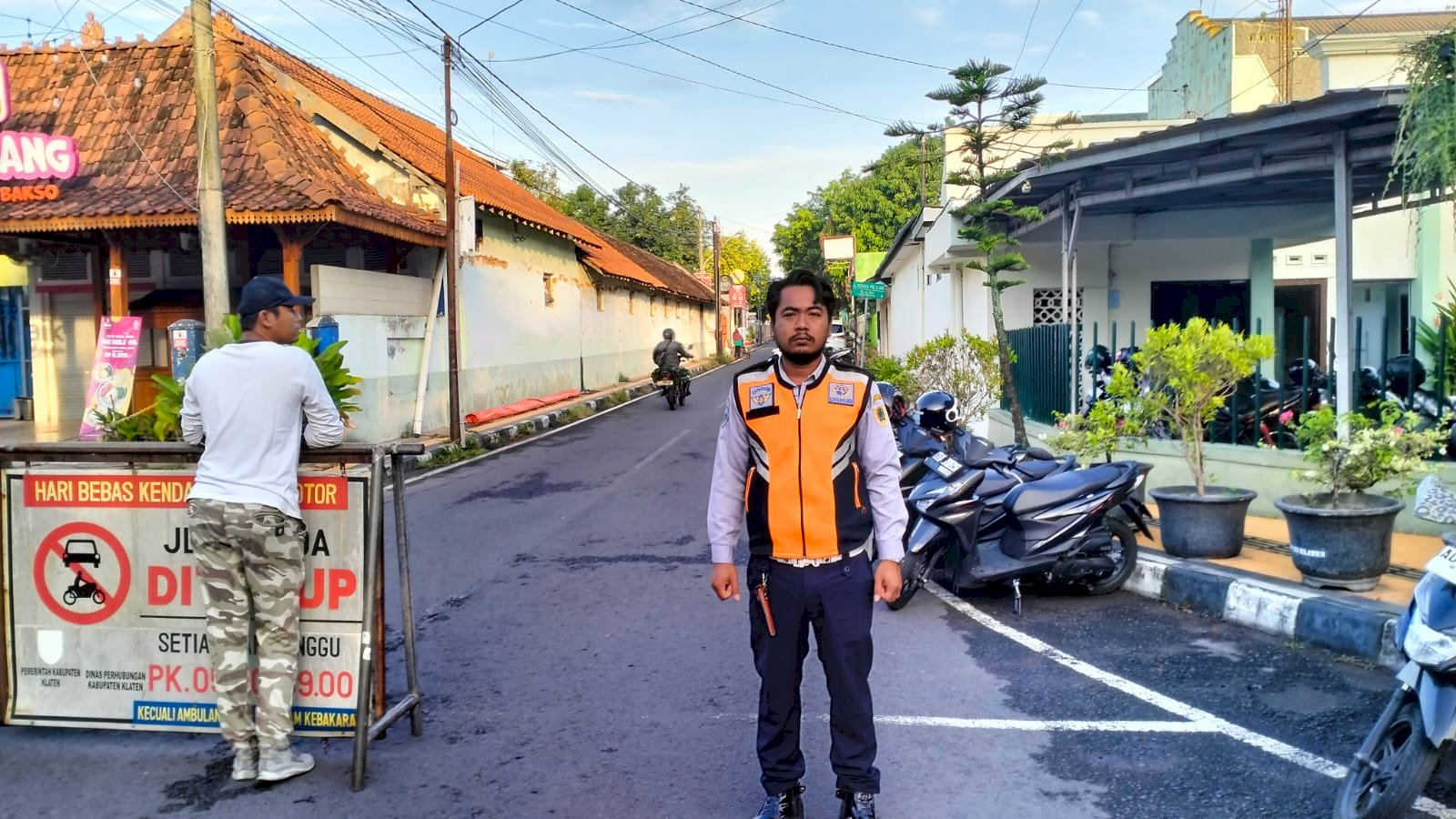 Momen Menyentuh! Petugas CFD Dishub Temukan Anak Hilang, Pulangkan ke Keluarga | Dishub Klaten