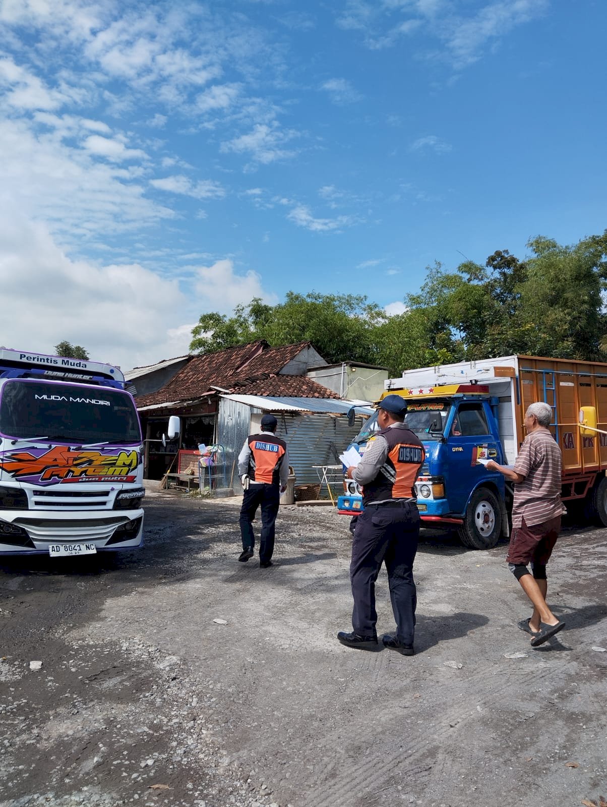 Sosialisasi Massif! Dishub Klaten Pasang Banner Larangan Golongan C Jelang NATARU