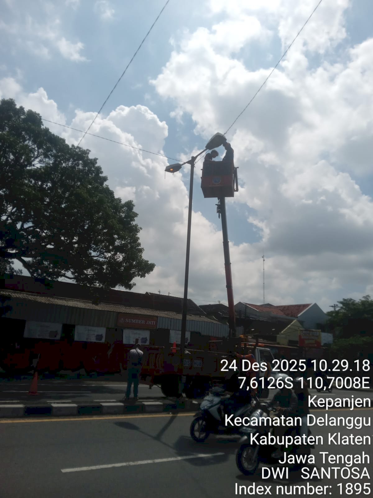 Terang Benderang! Dishub Upgrade PJU Ruas PKU Muhammadiyah Delanggu