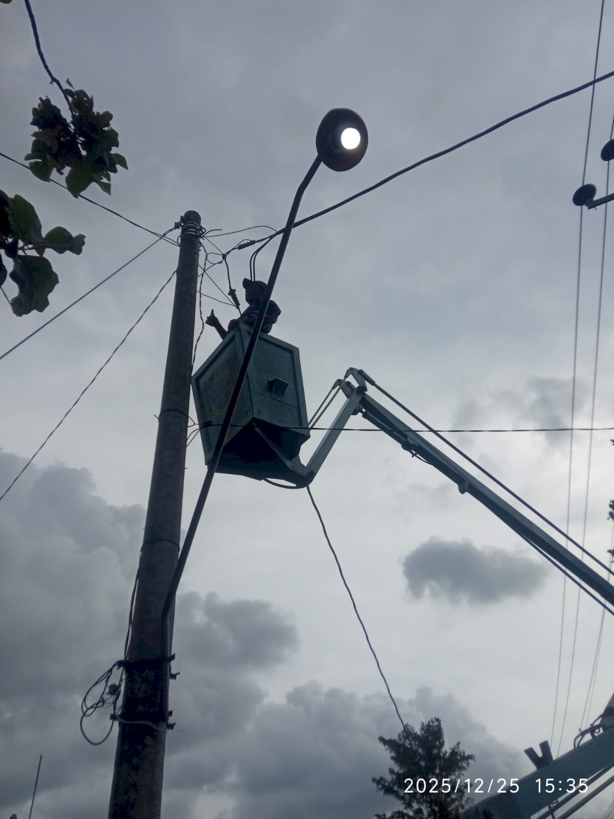 TRC Shift 1 Natal 2025: Pengaturan Lalu Lintas & Perbaikan PJU | Dishub Klaten