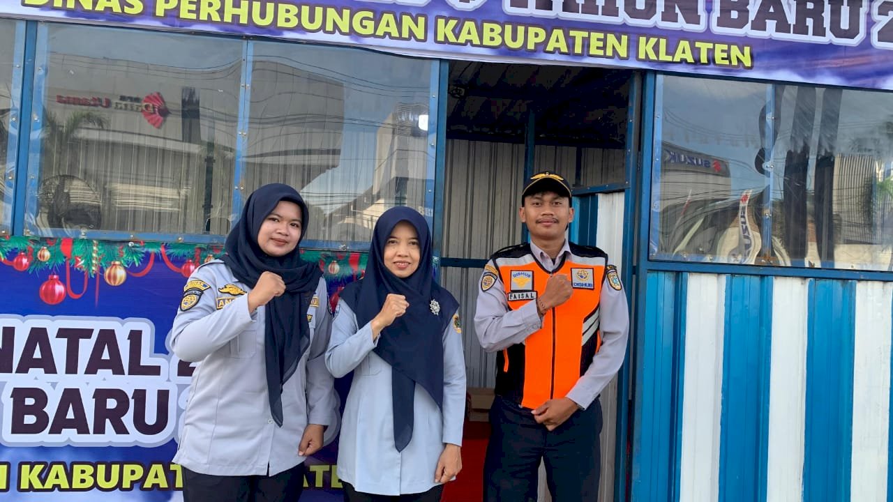 Management Trio Kompak! Wahyu, Ratna, Dhani Monitoring 4 Posko Nataru