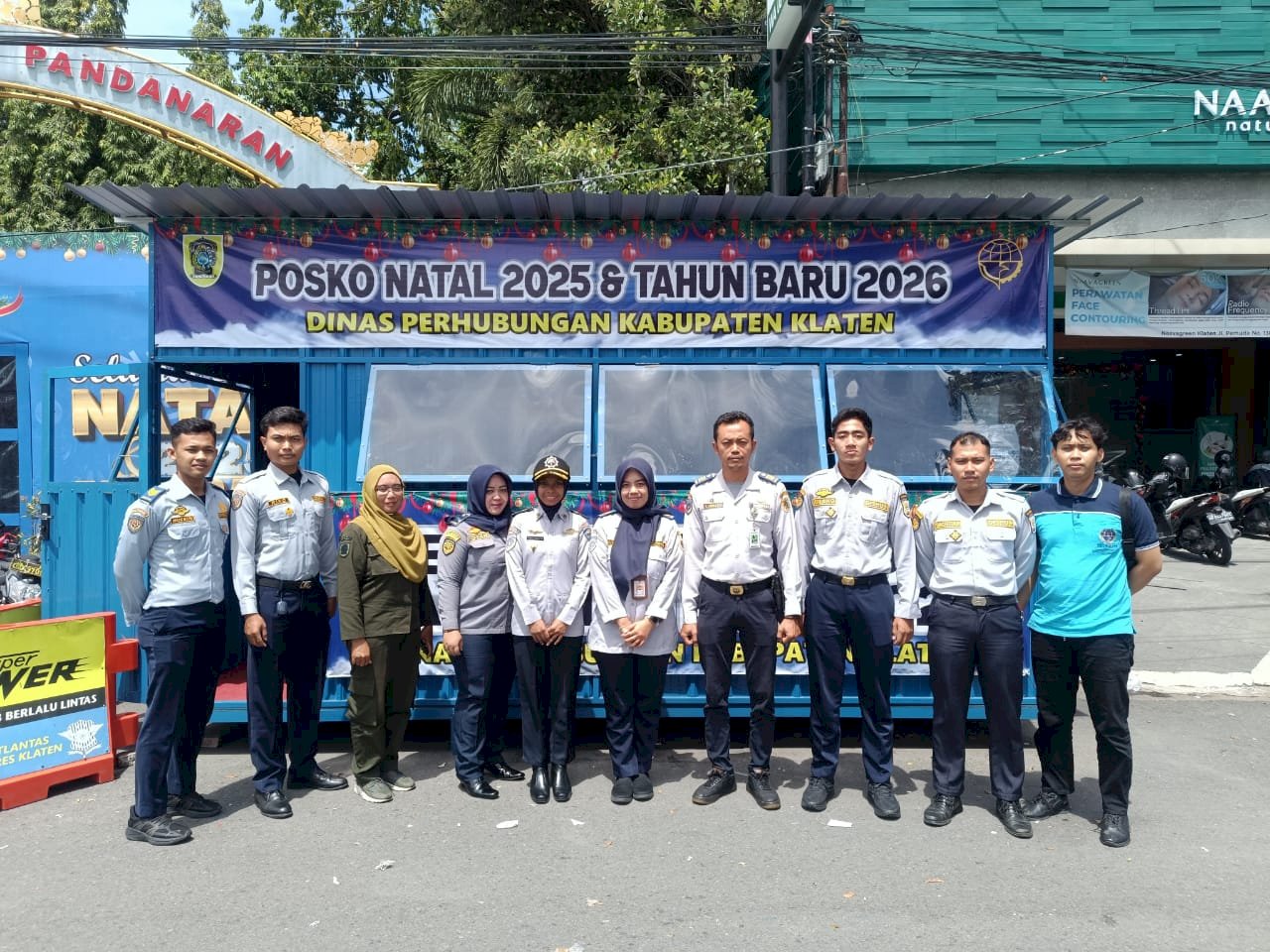 Management Trio Kompak! Wahyu, Ratna, Dhani Monitoring 4 Posko Nataru