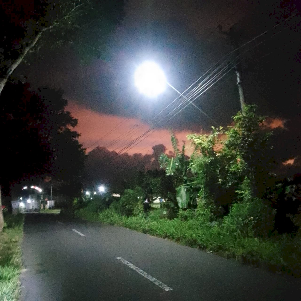 TRC Nonstop! Agus Purwanto Cs Tarik Kabel & Pasang Ornamen PJU Kajoran 