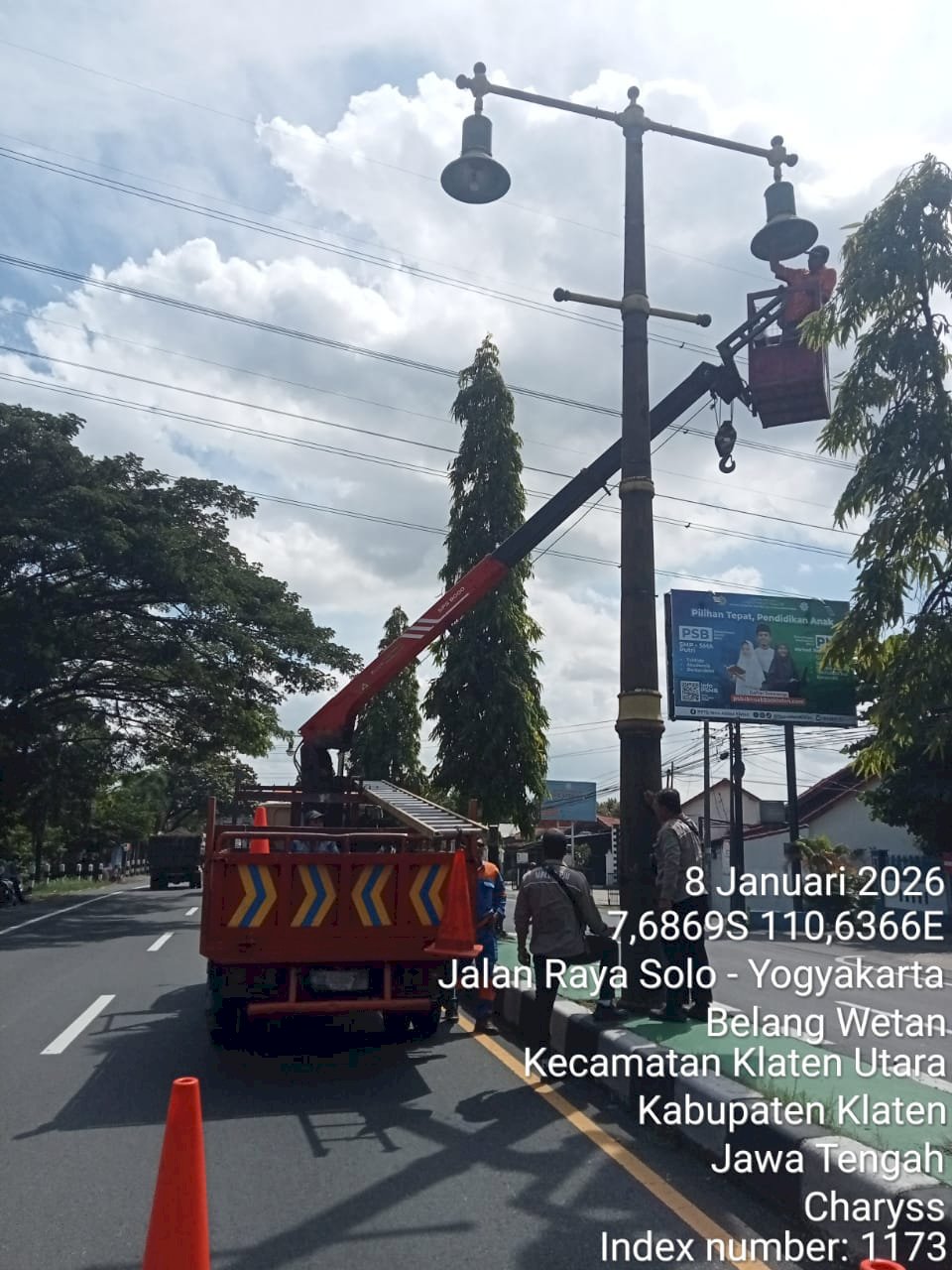 12 Titik Lampu PJU Jalan Nasional Mlese-Al Aqsho Diperbarui, Kharis Setiawan & Tim Dishub Gercep Upgrade Terangnya Klaten