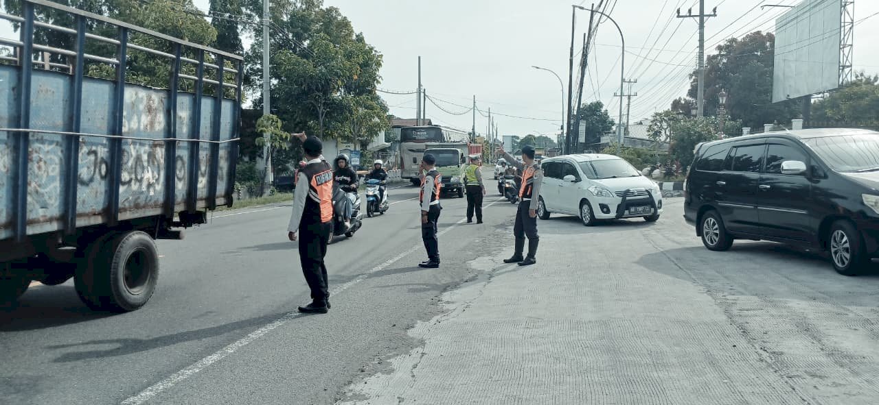 Pengamanan & Lalu Lintas Perayaan Natal 2025 GBK Klaten Lancar!