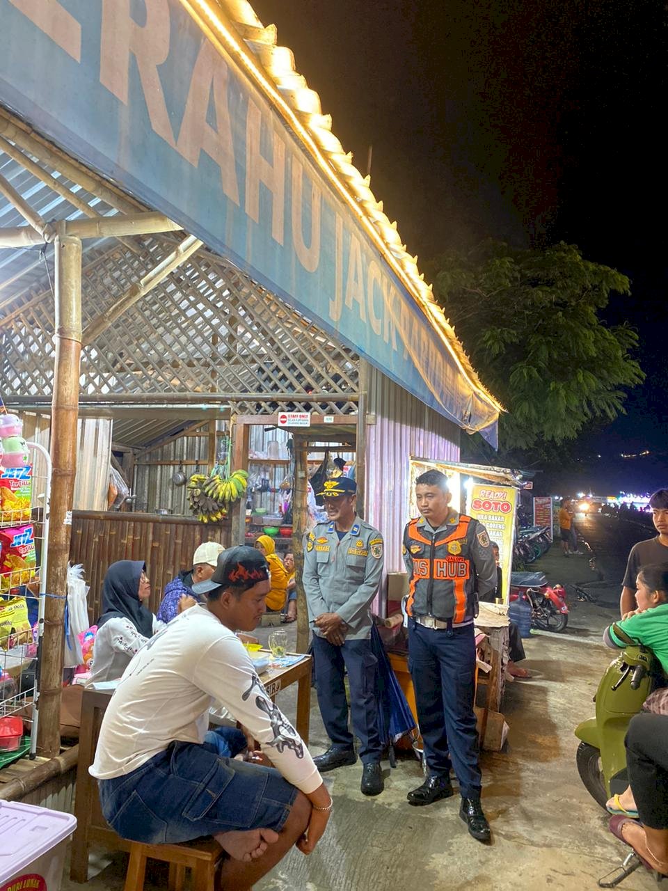 Penertiban Parkir Rowo Jombor Klaten Lancar Terkendali!