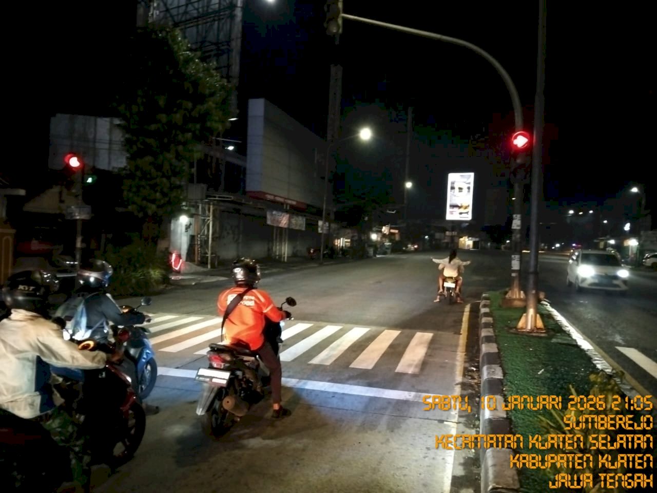 Gesang Laporkan Perbaikan Traffic Light Simpang 4 Bendogantungan Lancar!