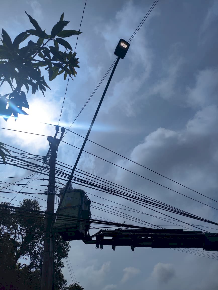 Gercep Sambung Kabel Putus! Dishub Klaten Perbaiki Jaringan PJU Ruas Provinsi Cawas