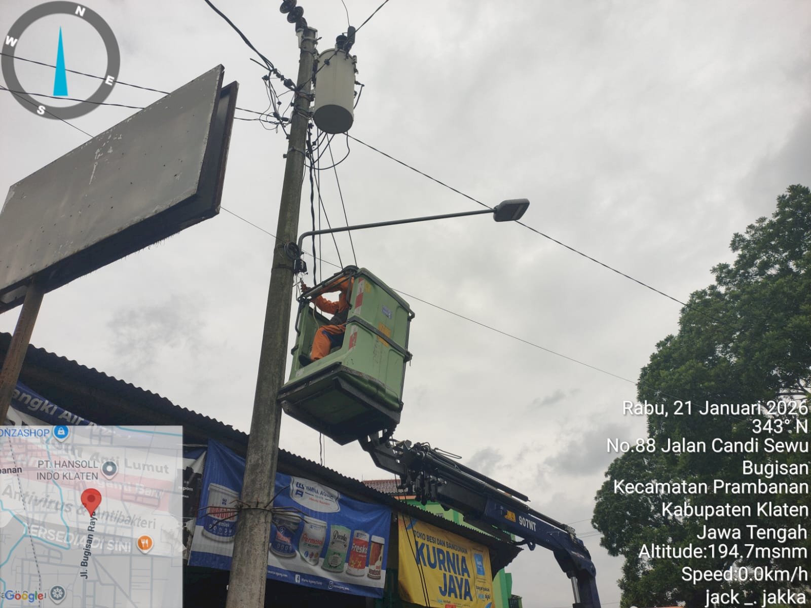 Triple Action PJU Prambanan: Servis Korosi, Upgrade Kabel Ornamen & Servis MCB di 3 Lokasi