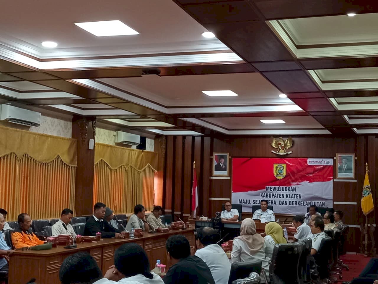 Tegas & Ramah! Bupati Klaten Sosialisasikan Standar Pengelolaan Parkir Tepi Jalan Umum Tahun 2026