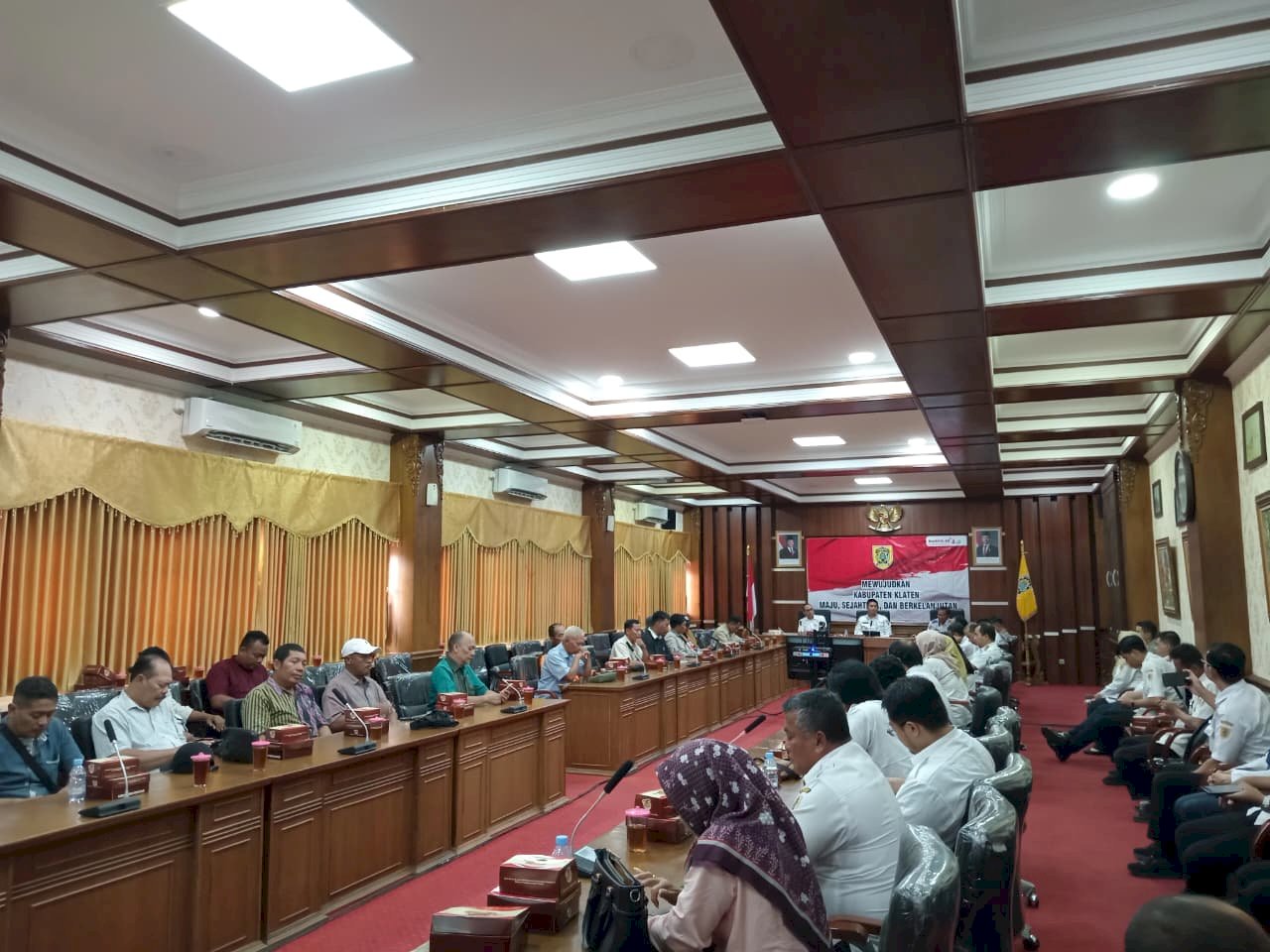 Tegas & Ramah! Bupati Klaten Sosialisasikan Standar Pengelolaan Parkir Tepi Jalan Umum Tahun 2026