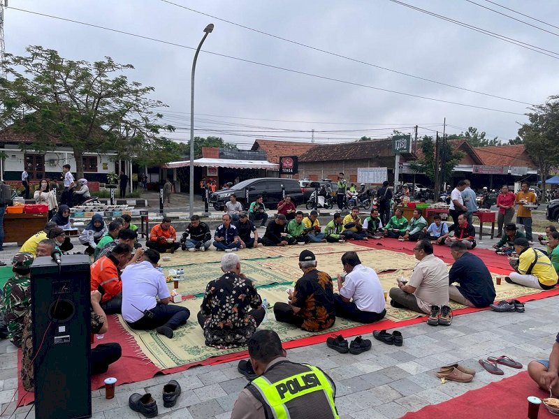 Bupati Klaten Perkuat Ekosistem Ojek Online: Sosialisasi Pick-up Point Penuh Kehangatan dan Komitmen