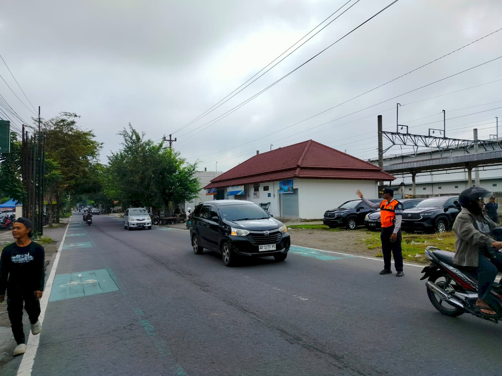 Pengaturan Lalu Lintas Sosialisasi Titik Penjemputan Ojek Online Stasiun Klaten