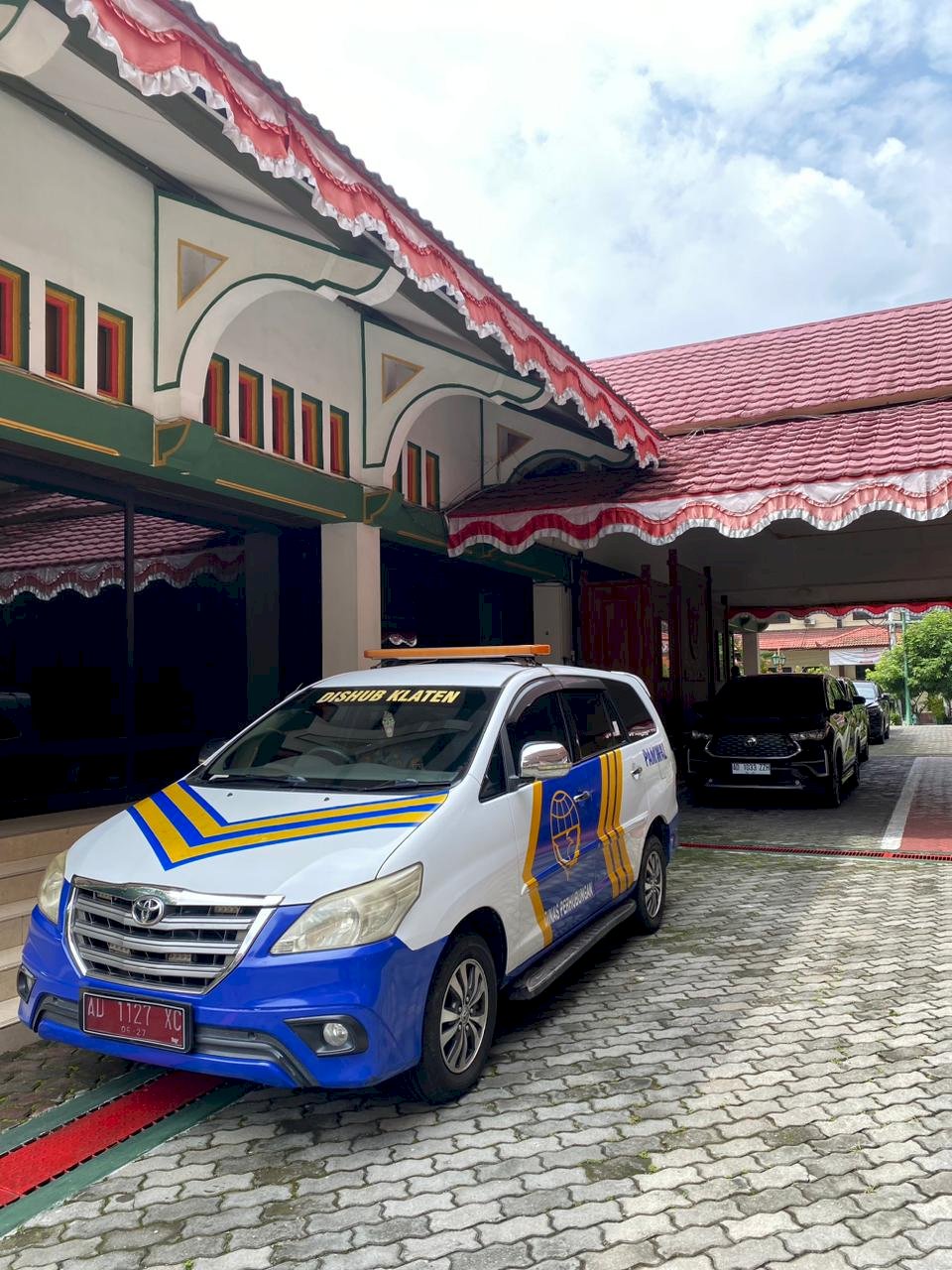 Pengawalan Bupati Klaten: Ojol, Donor Darah, dan Rakor - Semua Lancar Gas Pol!