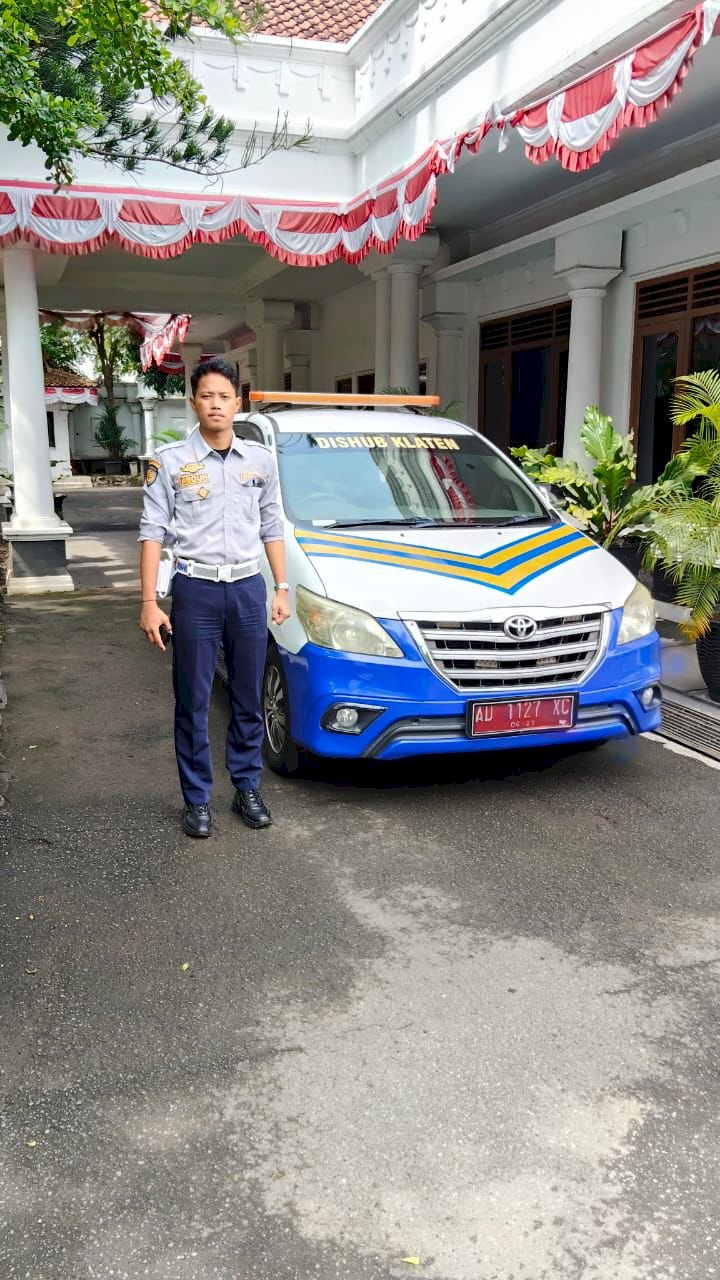 Dua Muka Klaten: Bupati Hadiri KMK Go Green dan Ijab Putri - Tim Patroli Dishub Klaten Lancar Sempurna