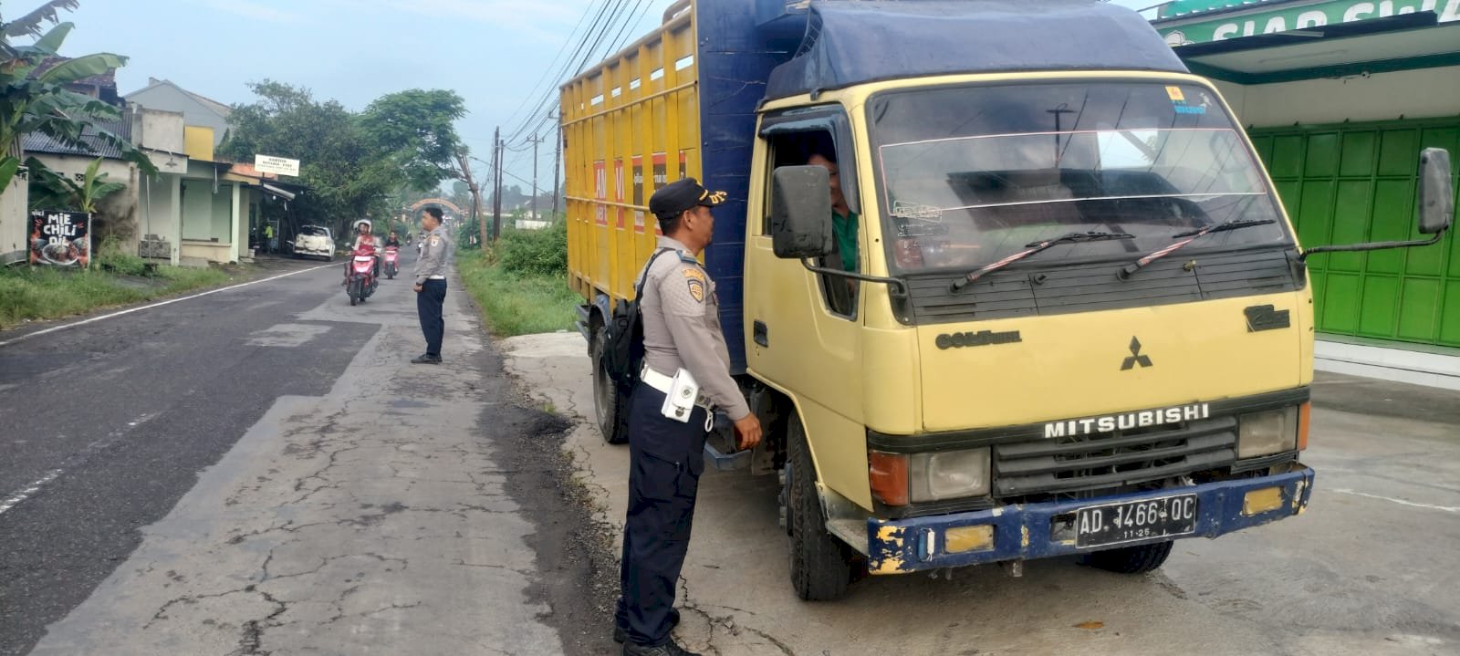 Penertiban Truk Golongan C Jam Sekolah di Gayamprit, Respons Cepat Dishub Klaten terhadap Aduan Warga