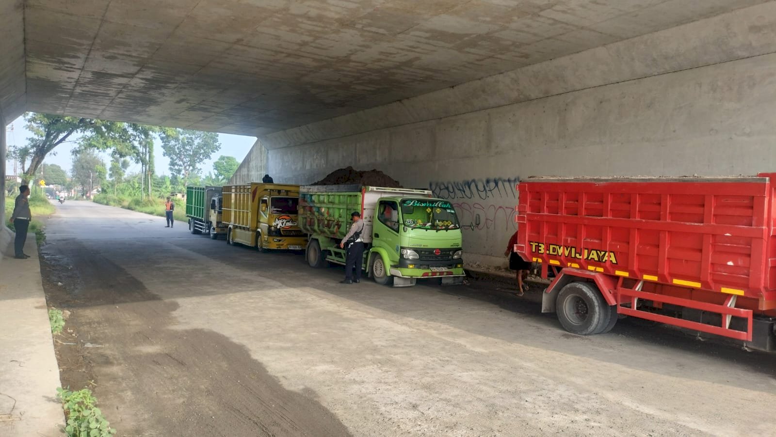 Penertiban Truk Golongan C Jam Sekolah di Gayamprit, Respons Cepat Dishub Klaten terhadap Aduan Warga