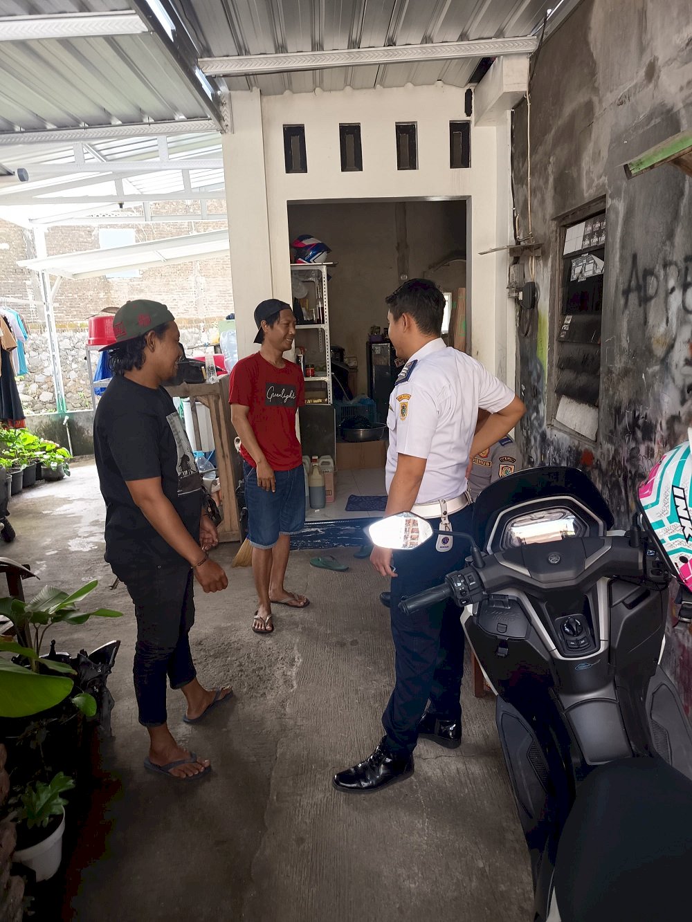 Dari Aduan Warga Jadi Aksi: Dishub Klaten Tangani Parkir Berbahaya di Tikungan Jalan Halmahera