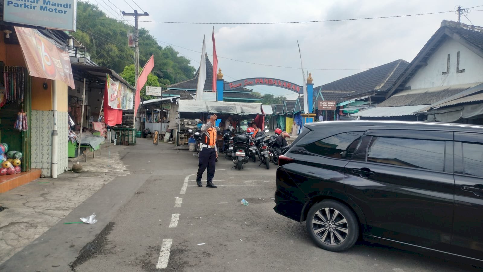 Ziarah Hari Jadi ke-505 Kab Semarang di Bayat Lancar, 28 Personel Dishub Klaten Amankan Lalu Lintas