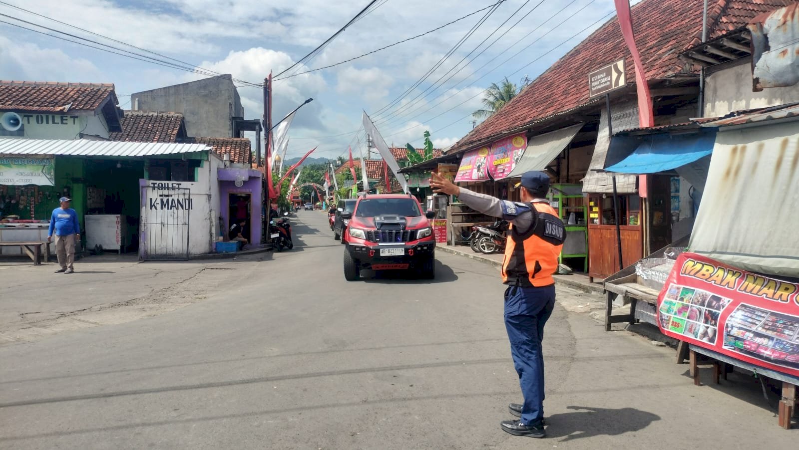 Ziarah Hari Jadi ke-505 Kab Semarang di Bayat Lancar, 28 Personel Dishub Klaten Amankan Lalu Lintas