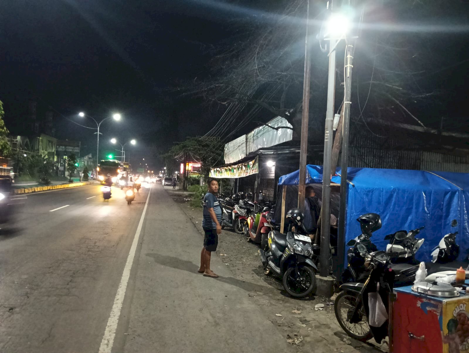 Truk Parkir Liar di Jalan Solo-Jogja? Dishub Klaten Turun Tangan! 