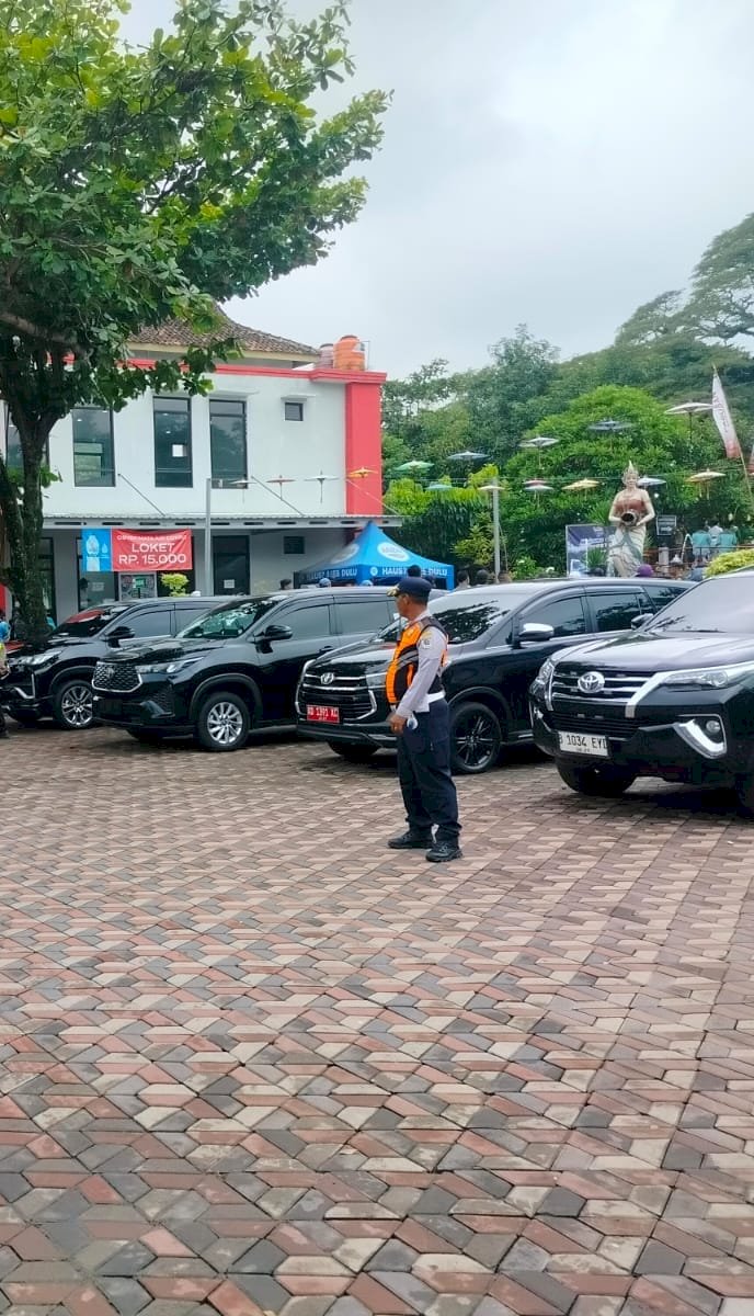 Lancar! Dishub Klaten Amankan Lalin dan Parkir Gebyar Padusan OMAC 2026